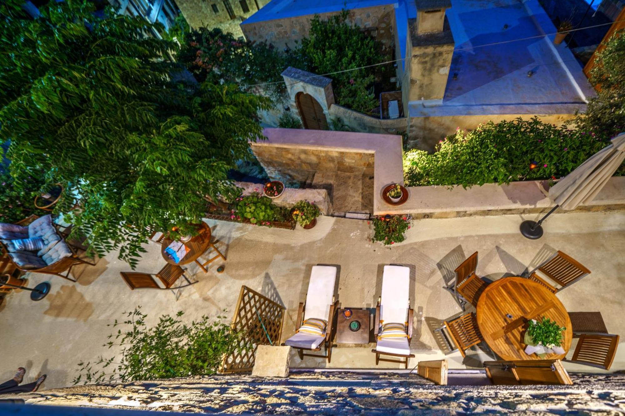 Mary'S Stone House Apartment Falasarna Exterior photo