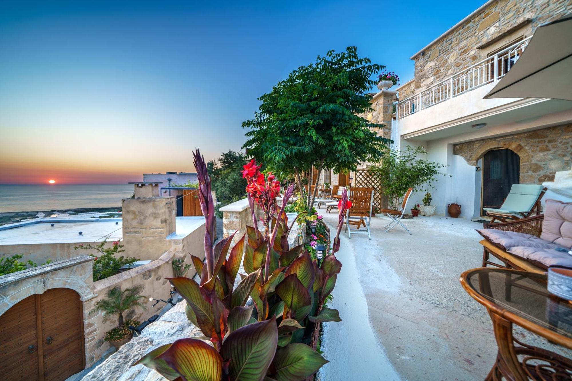 Mary'S Stone House Apartment Falasarna Exterior photo